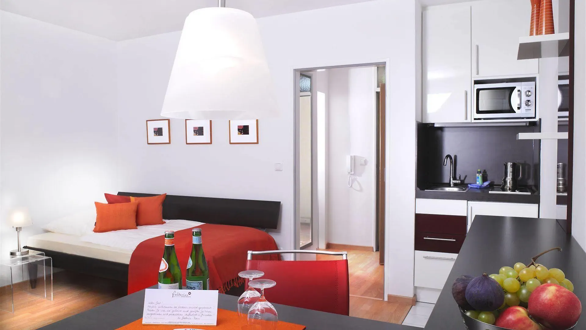 **** Otel Frederics Muenchen City Schwabing Almanya